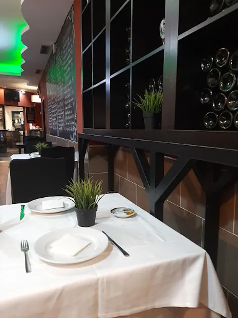 Restaurante TABERNEROS Tradición Española