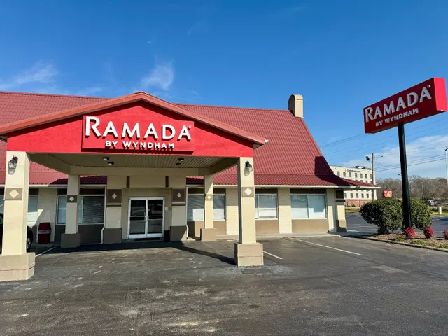 Ramada by Wyndham Lumberton