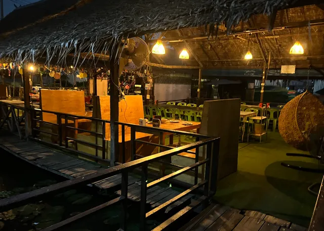 Public Kitchen V - Mo percent.