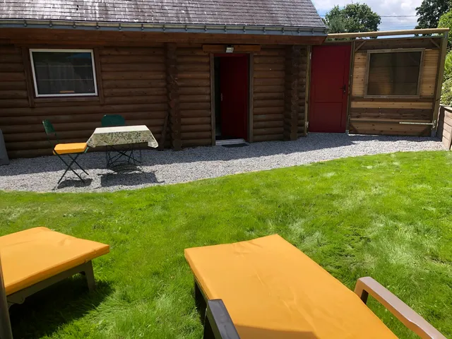 Neizhig Koad (Petit nid en bois) classé 4 étoiles.