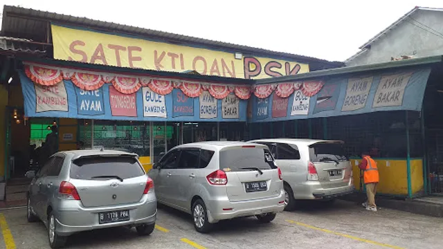 Penggemar Sate Kiloan PSK Sentul