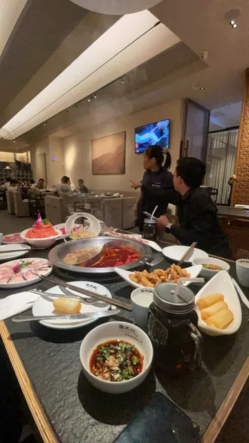 Niububi Muslim Hotpot