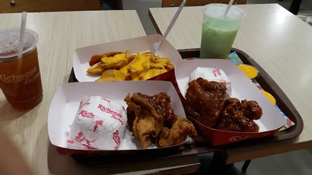 Richeese Factory Rawa Belong