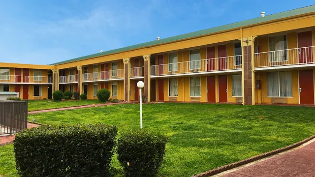 OYO Hotel McGhee Tyson Airport