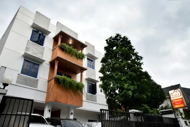 Tuju Abuserin Syariah