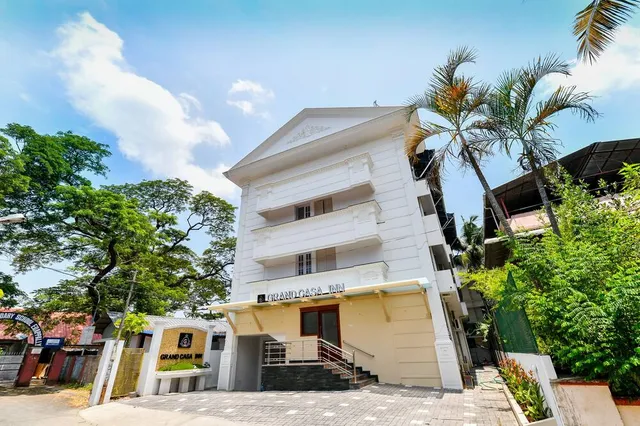 HOTEL GRAND CASA INN