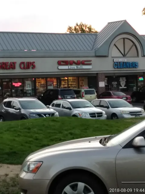 Quebec Village Shopping Center