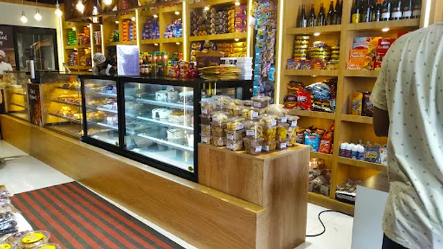 Cakes and Cakes Karunagappally