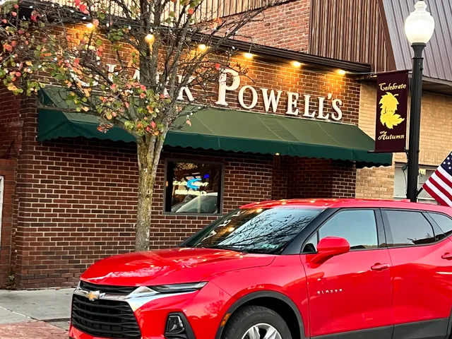 Clark Powells Restaurant and Bar