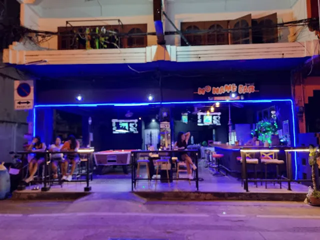 No Name Bár