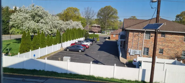 Williamsburg South Condominiums