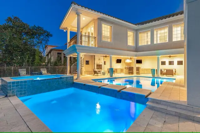 Destin Luxury Beach Rentals