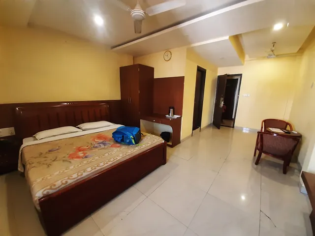 Hotel Aarti International