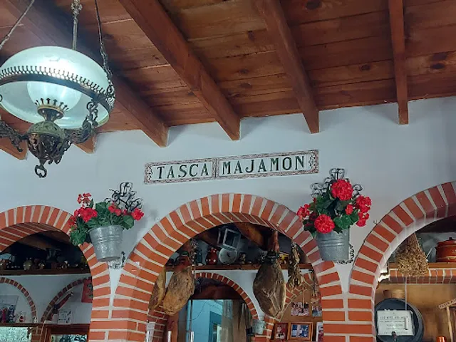 Tasca Majamón