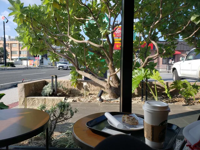 Starbucks Coffee - Okinawa Ginowan