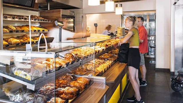 Ströck - Stadion U-Bahn