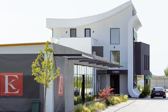 E Hotel Unic - Braniștea