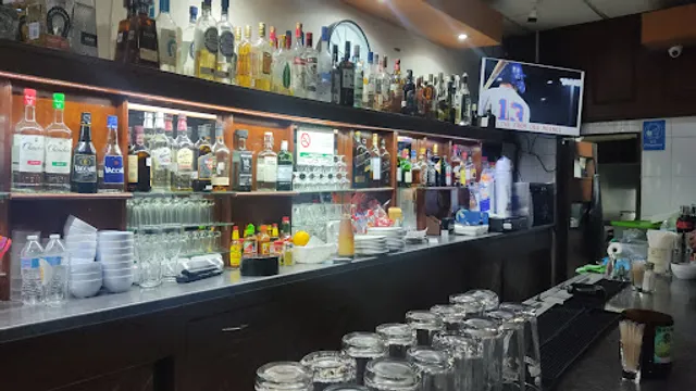 RESTAURANTE BAR EL ARBOLITO