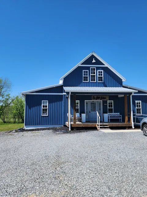 Be Still Salon and Spa