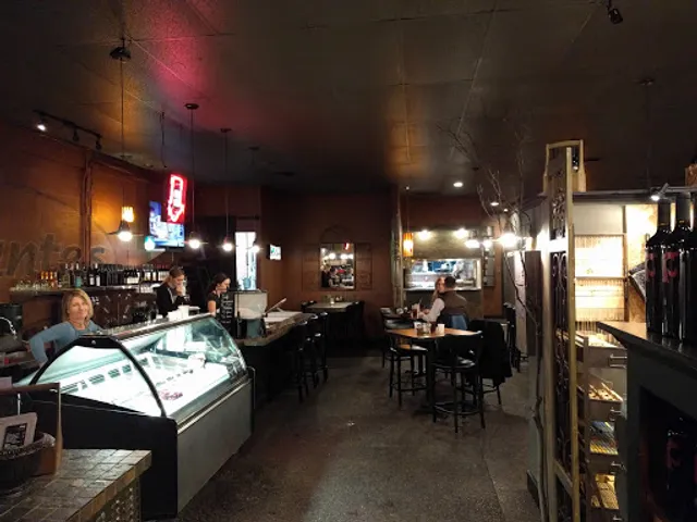 Ferrante's Marketplace Cafe