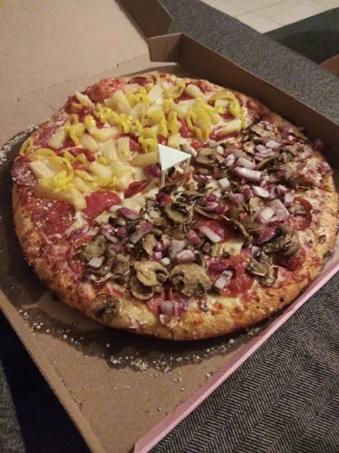 Hungry Howie's Pizza & Subs