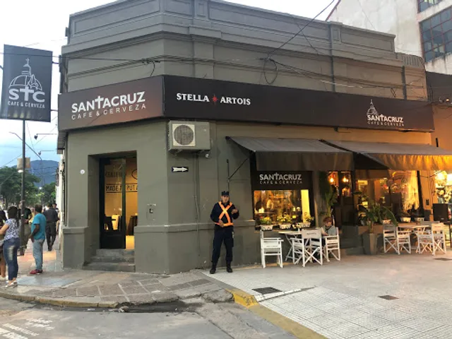 SANTACRUZ café & cerveza