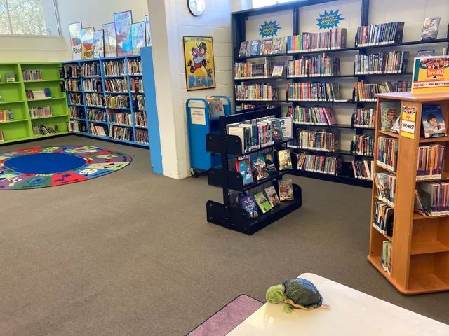 Fayette County Memorial Library