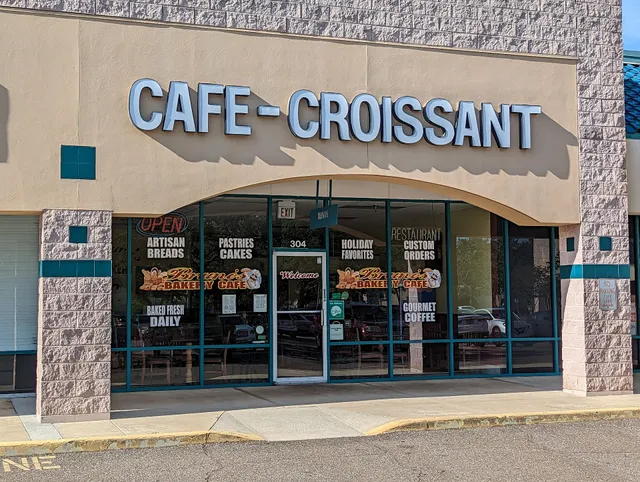 Cafe Croissant