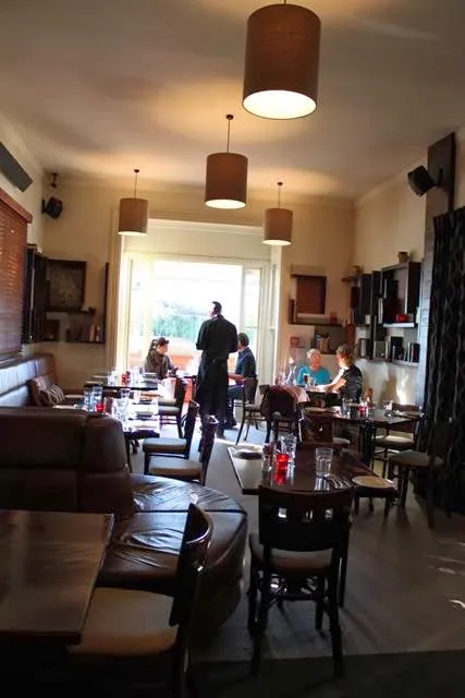 No.4 Bar and Restaurant