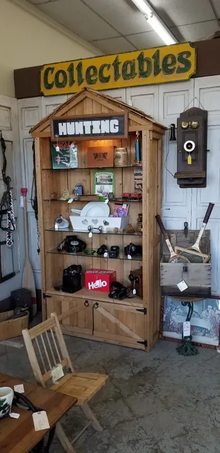 Somewhere In Time Antique Mall