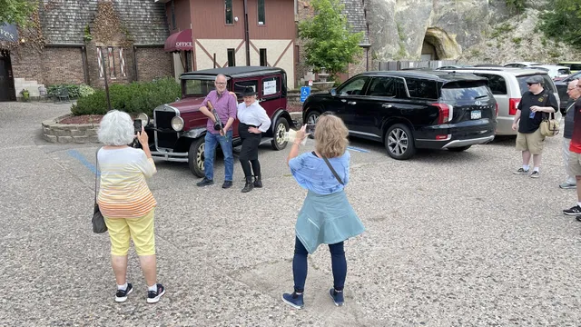 Saint Paul Gangster Tours