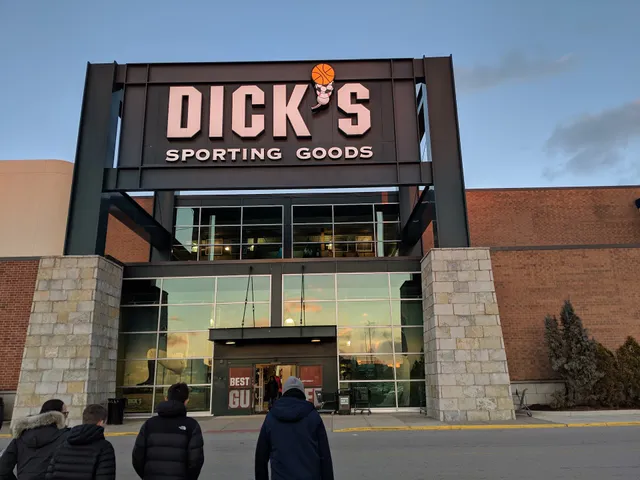 DICK'S Sporting Goods