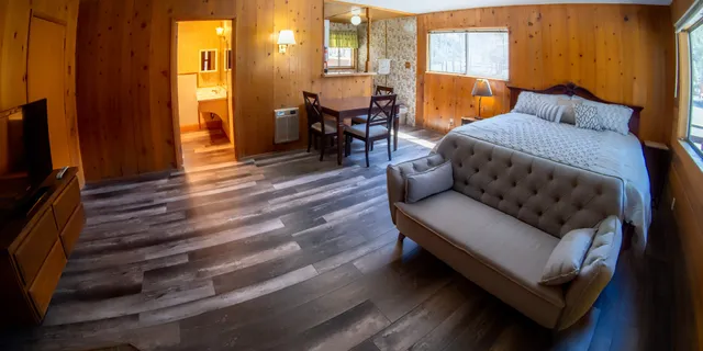 Tamarack Sierra Lodge