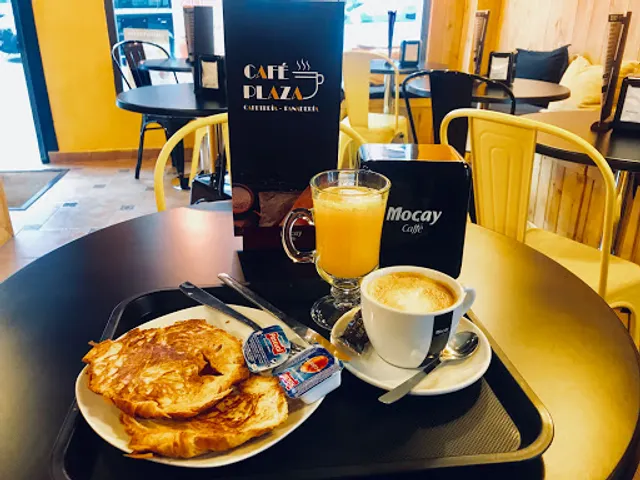 Café Plaza