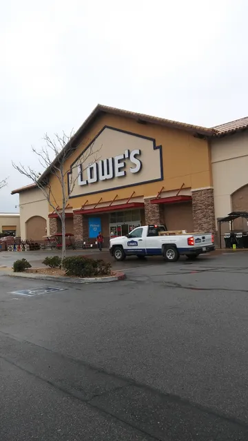 The Plaza at Golden Valley