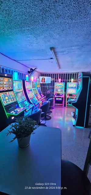 La Muralla Sport Bar