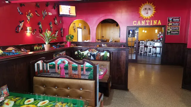 El Mexxicano Mexican Food & Bar