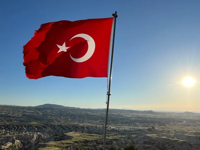 Red Valley summit lookout