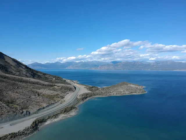Kluane Lake