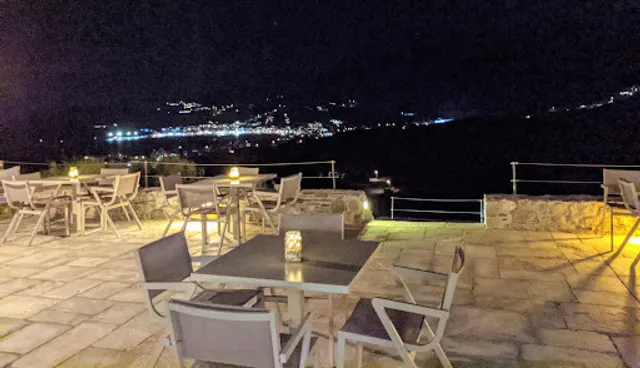 Rizes Restaurant Serifos