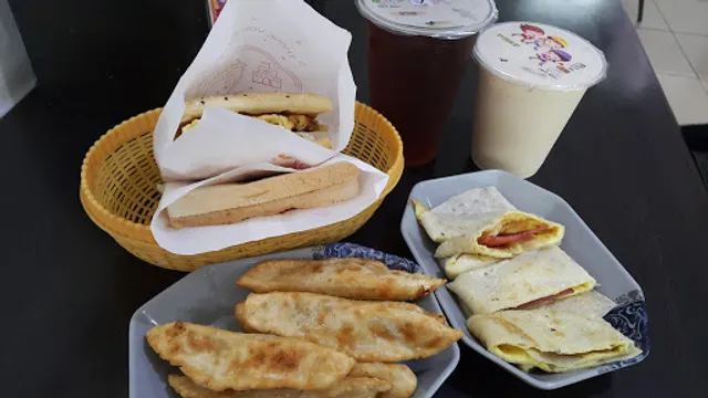 Pang Mama Breakfast Restaurant