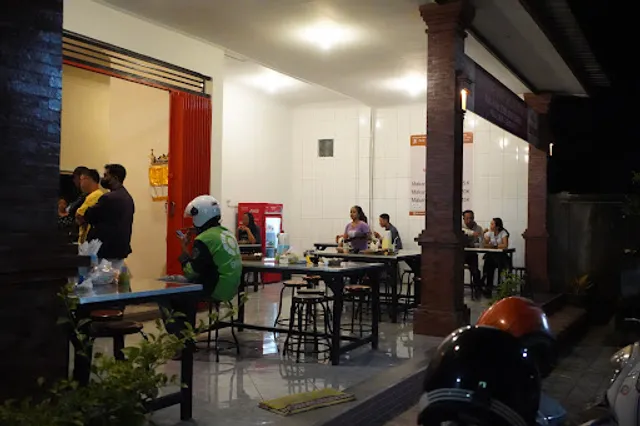 Warung Babi Guling Manis Jambe