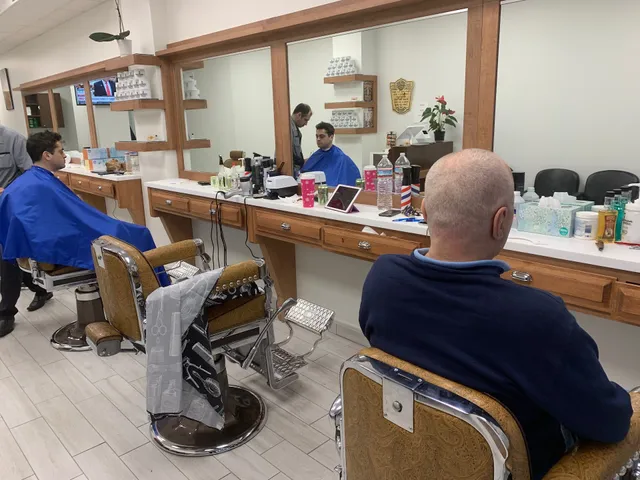 Gentlemen's Cuts By Vlad