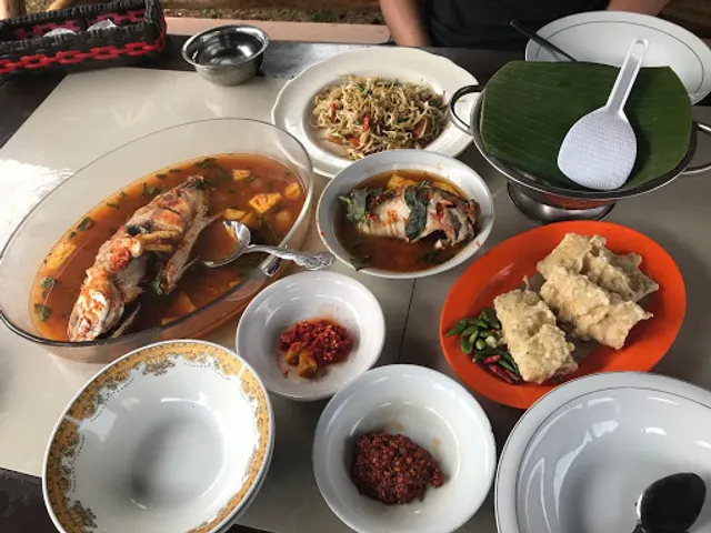 Pindang Meranjat Riu Palapa