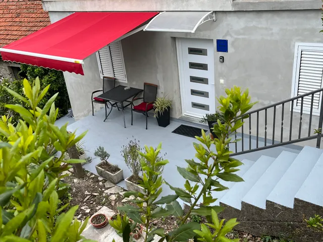 APARTMAN EVA ROGOTIN