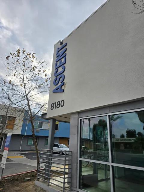 Commonwealth Airport Inn