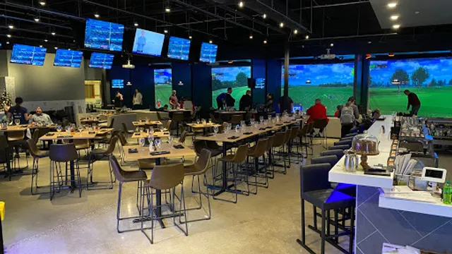 BIRDI GOLF Restaurant, Bar & Event Center