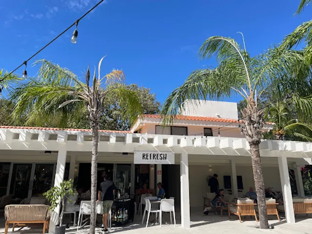 Refresh Open Kitchen Restaurant