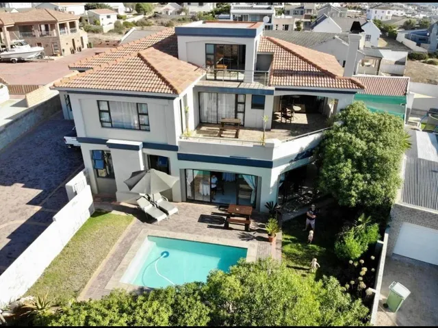 Alabaster Luxe Villa