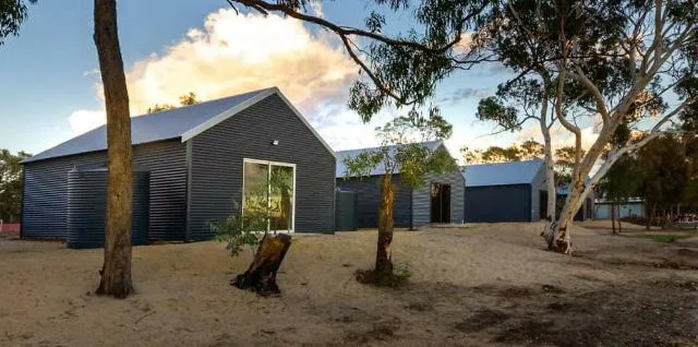 Boshack Outback - Perth Eco Farm Stay